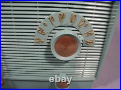 Nice Working Vintage Blue RCA Victor 6-C-5 Radio