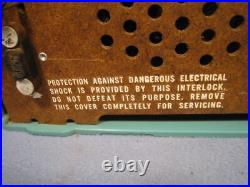 Nice Working Vintage Blue RCA Victor 6-C-5 Radio