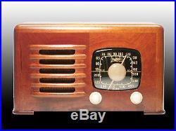 OLD ANTIQUE WOOD VINTAGE TUBE ZENITH 6D525 RADIO IN WORKING CONDITION