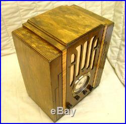 Old Antique Wood Air Master Vintage Tube Radio Restored & Working Tombstone