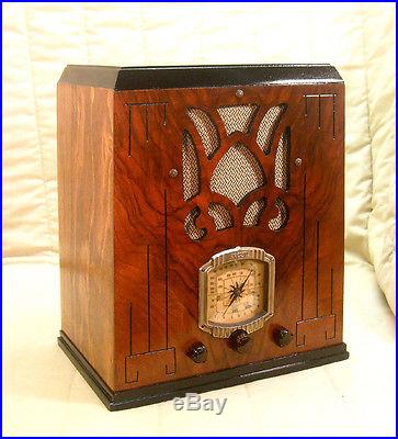 Old Antique Wood Aircastle Vintage Tube Radio Restored & Working Tombstone