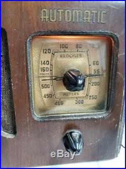 Old Antique Wood Automatic Vintage Tube Radio Lights Up & Has Sound! RARE! WOW