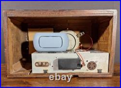 Old Antique Wood Crosley 517 Vintage Tube Radio Converted to a Bluetooth Speaker