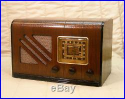 Old Antique Wood Crosley Vintage Tube Radio Restored Working Art Deco Tabletop