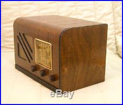 Old Antique Wood Crosley Vintage Tube Radio Restored Working Art Deco Tabletop