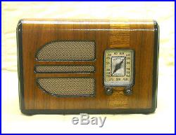 Old Antique Wood GE Vintage Tube Radio Restored & Working Art Deco Table Top