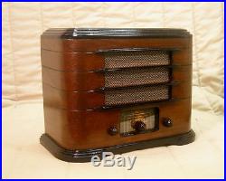 Old Antique Wood Kadette Vintage Tube Radio -Restored Working Art Deco Table Top