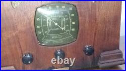 Old Antique Wood Monarch Vintage Tube Radio Restored & Working Deco Tombstone
