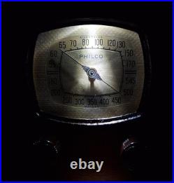 Old Antique Wood Philco Vintage Radio Converted to Bluetooth Speaker +Tube Light Old Antique Wood Philco Vintage Radio Converted to Bluetooth Speaker +Tube Light