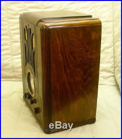Old Antique Wood Sentinal Vintage Tube Radio Restored & Working Tombstone