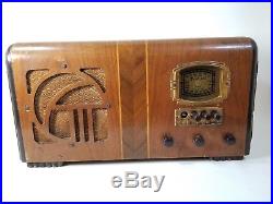 Old Antique Wood Sentinel Super Vintage Tube Radio Table Top Parts or Repair
