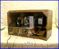 Old Antique Wood Silvertone Vintage Tube Radio Restored & Working Table Top