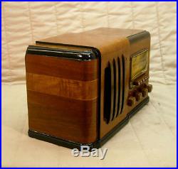 Old Antique Wood Silvertone Vintage Tube Radio Restored & Working with Magic Eye