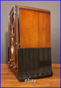 Old Antique Wood Stewart Warner R-1252A Vintage Tube Radio Restored & Working