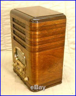 Old Antique Wood Zenith Racetrack Vintage Tube Radio Restored & Working