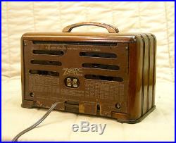 Old Antique Wood Zenith Vintage Tube Radio -Restored Ingraham Cabinet Black Dial