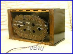 Old Antique Wood Zenith Vintage Tube Radio -Restored Working Art Deco Black Dial