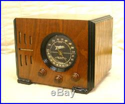 Old Antique Wood Zenith Vintage Tube Radio Restored & Working Black Dial Cube