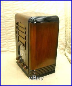 Old Antique Wood Zenith Vintage Tube Radio Restored Working Black Dial Tombstone