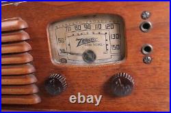 Old Antique Wood Zenith Vintage Tube Radio Untested (TS1)