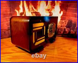 Old Wood Vintage Antique Restored Art Deco Radio Converted to a Bluetooth SPK Old Wood Vintage Antique Restored Art Deco Radio Converted to a Bluetooth SPK