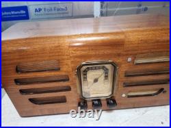 Philco Art Deco Table Top Radio Model 38-17 1938 Wooden Cabinet