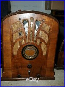 Philco Tube Radio Tomestone design Large Vintage wood Radio