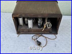 Philco Vintage 5-tube AM/Police band radio introduced In 1938 Model 38-62