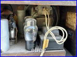 Philco Vintage 5-tube AM/Police band radio introduced In 1938 Model 38-62