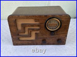 Philco Vintage 5-tube AM/Police band radio introduced In 1938 Model 38-62