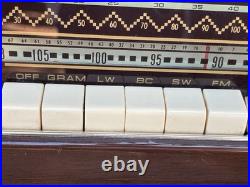 Philips Norelco Stereo Reverbeo Hifi Tube Radio B7X14A Vintage Antique Works