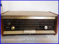 Philips Vintage B5X94A/64 Tube Radio for parts or repair. AS IS. Power On Tested Philips Vintage B5X94A/64 Tube Radio for parts or repair. AS IS. Power On Tested