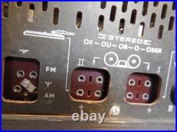 Philips Vintage B5X94A/64 Tube Radio for parts or repair. AS IS. Power On Tested Philips Vintage B5X94A/64 Tube Radio for parts or repair. AS IS. Power On Tested