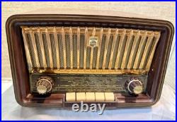 Phillips Vintage German BD263U Tube Short Wave Radio. Untested Sold As Is