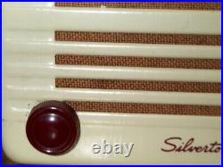 RADIO Antique Sears Silvertone Cream Color Metal Vintage 1952 Tube Table Model