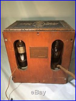 RARE Emerson 414 Wheat Tube Radio 1933 Ornate Antique Vintage Wood Complete Mesh