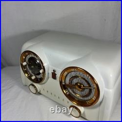 (RARE) Vintage 1950'S Crosley D-25WE Dashboard Bakelite Tube Clock Radio White