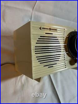 RARE? Vintage 1955 General Electric 456S Tube Radio Tested VG Cond! See Details