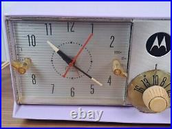 RARE Vintage 1957 Lavender Motorola Radio withClock Model 5C27V-1 Tube Retro MCM