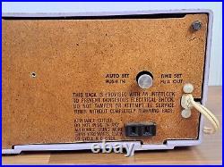 RARE Vintage 1957 Lavender Motorola Radio withClock Model 5C27V-1 Tube Retro MCM