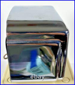 RARE Vintage Arvin 444 Chrome Tube Radio Powers up Humms