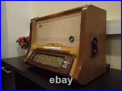 RARE Vintage SOVIET USSR DAUGAVA tube radio 1950's