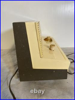 RARE Vintage Sylvania Tube Radio Model 5T18 WORKING GREAT Minor Cosmetic Damage