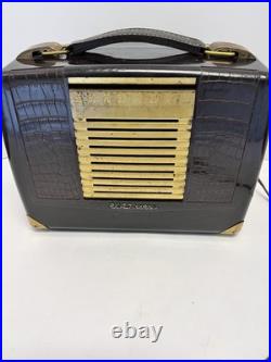 RCA Victor BX-57 Portable Vintage Radio Black with Handle AC/DC