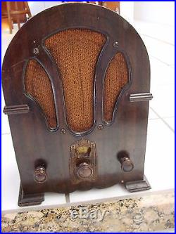 RCA Victor Cathedral Radiolette RS Wood Radio parts Repair Vintage Tube Radio