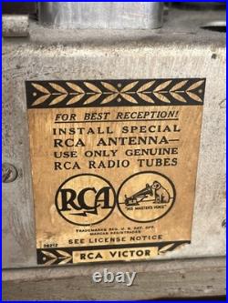 RCA Victor Model 5T6 Vintage Tube Radio AM Shortwave Wood Cabinet Works Tested