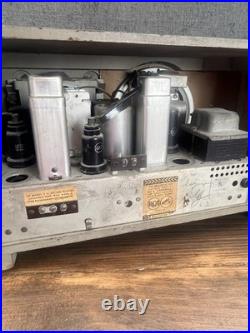 RCA Victor Model 5T6 Vintage Tube Radio AM Shortwave Wood Cabinet Works Tested