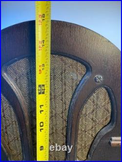 RCA Victor Radiolette R-5 Vintage Cathedral Tube Radio 1930s Wood Cabinet