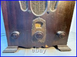 RCA Victor Radiolette R-5 Vintage Cathedral Tube Radio 1930s Wood Cabinet