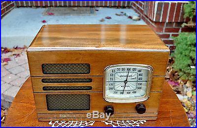 RESTORED Antique Vintage RCA VICTOR 85T Wood DECO Tube Radio Works Perfect